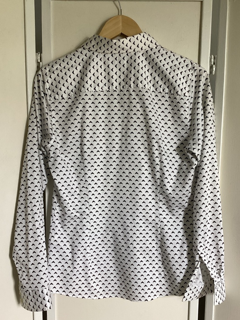 ♦️ Banana Republic Fitted Non-Iron Long Sleeve Shirt 10 Boomerang print - Picture 6 of 10